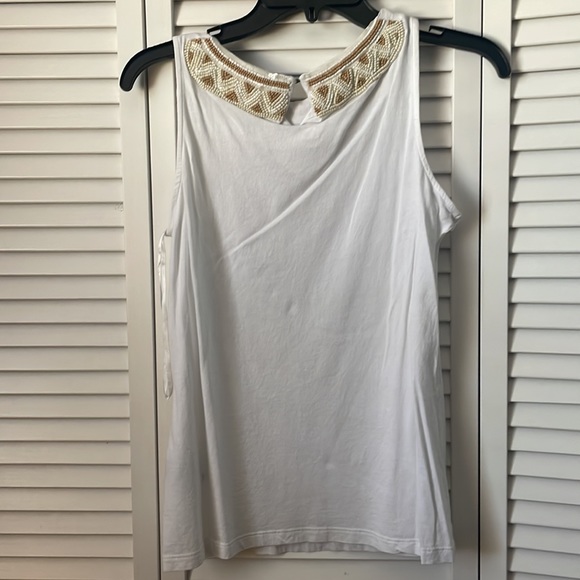 Tank - Picture 3 of 3